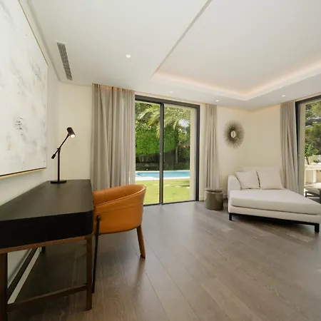 Casa Del Mar, By The Beach, Heated Pool, * ماربيا